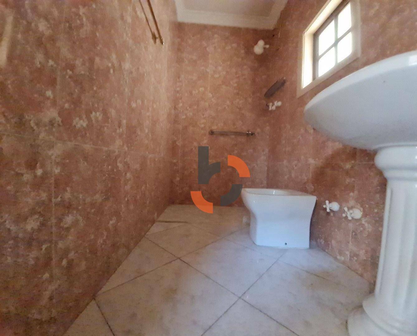 Casa de Condomínio à venda com 6 quartos, 300m² - Foto 4