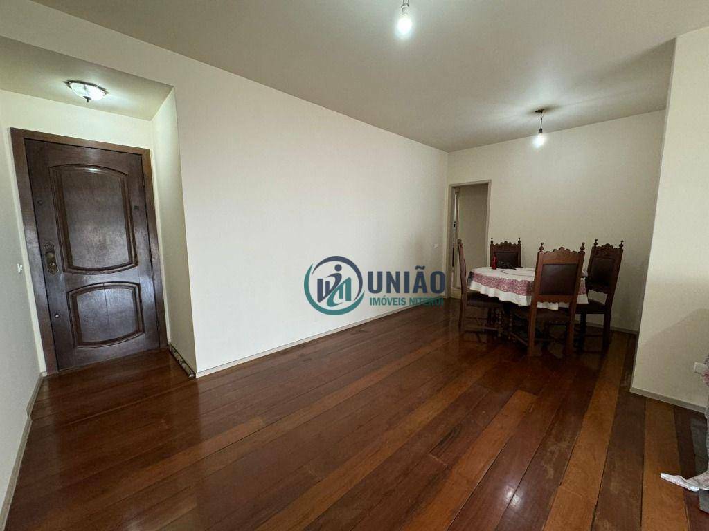 Apartamento à venda com 3 quartos, 115m² - Foto 3