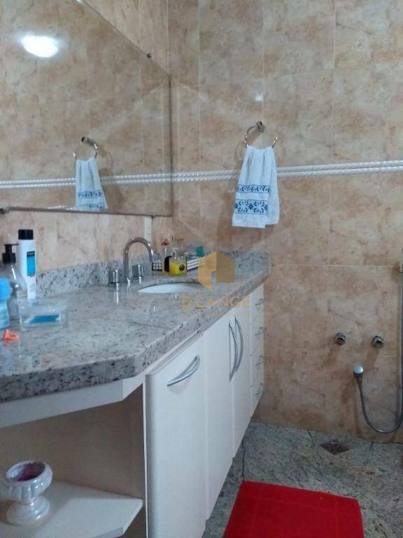 Casa de Condomínio à venda com 3 quartos, 251m² - Foto 22