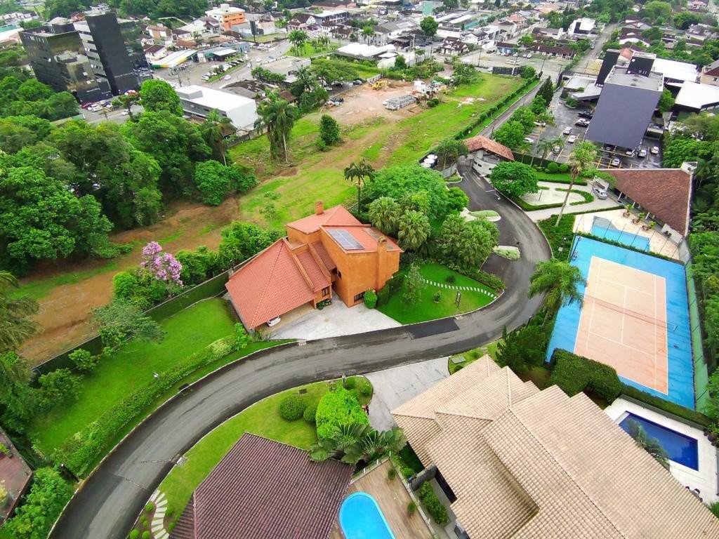 Casa à venda com 3 quartos, 400m² - Foto 12