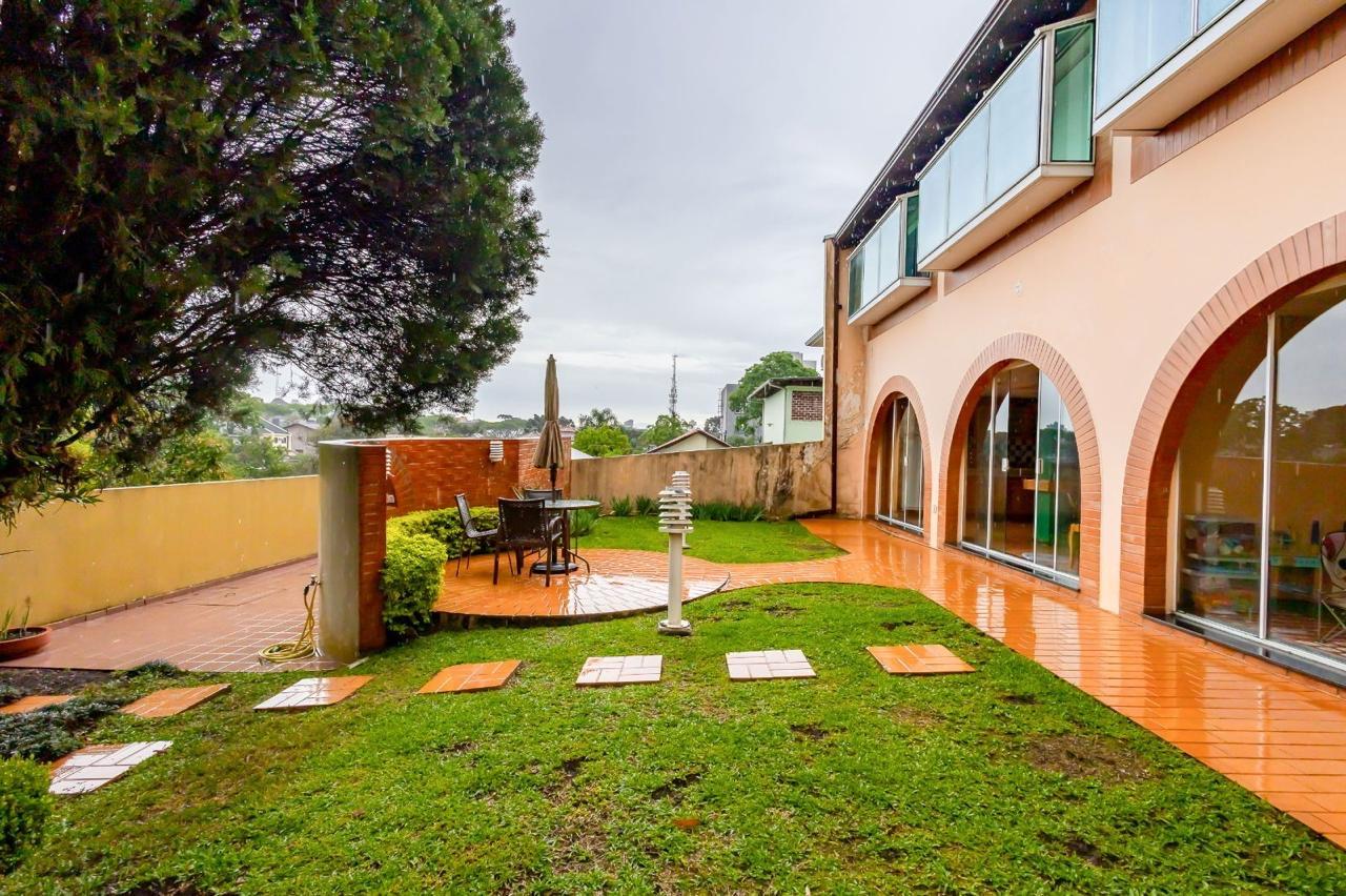 Casa à venda com 4 quartos, 381m² - Foto 8