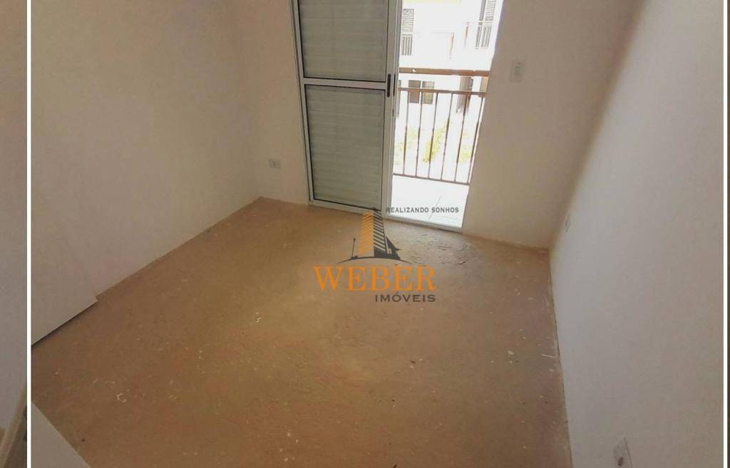 Casa à venda com 2 quartos, 60m² - Foto 12