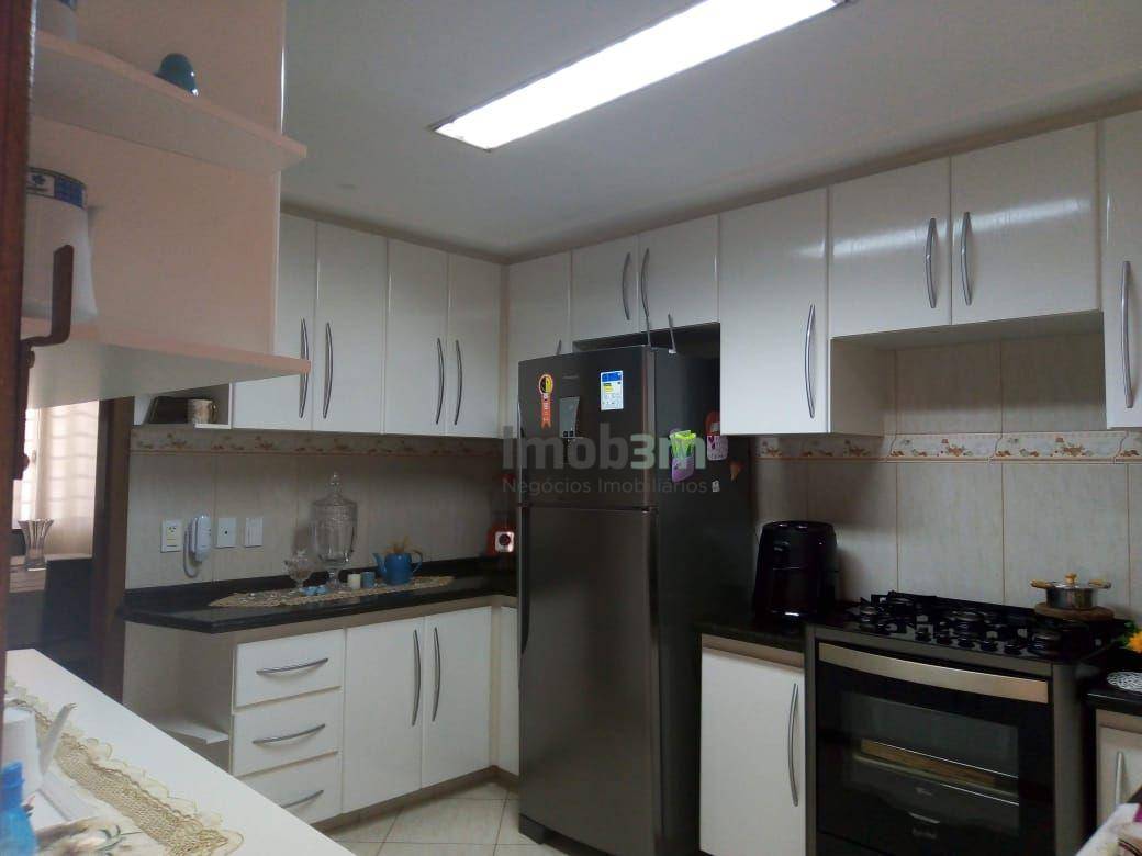 Sobrado à venda com 4 quartos, 179m² - Foto 8