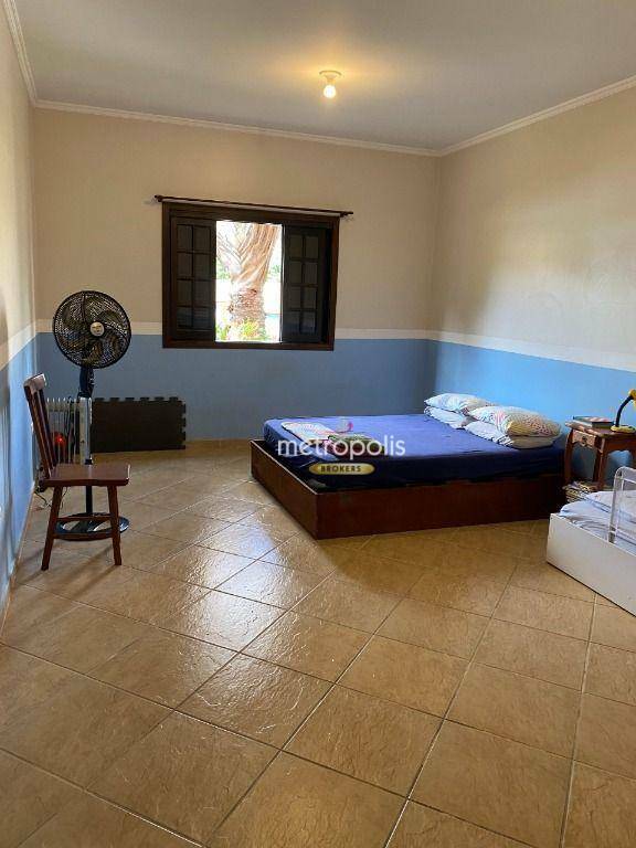 Chácara à venda com 4 quartos, 361m² - Foto 29