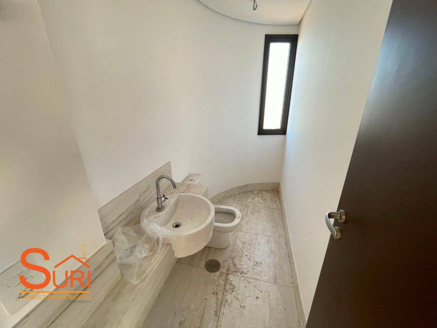 Apartamento à venda com 3 quartos, 190m² - Foto 3