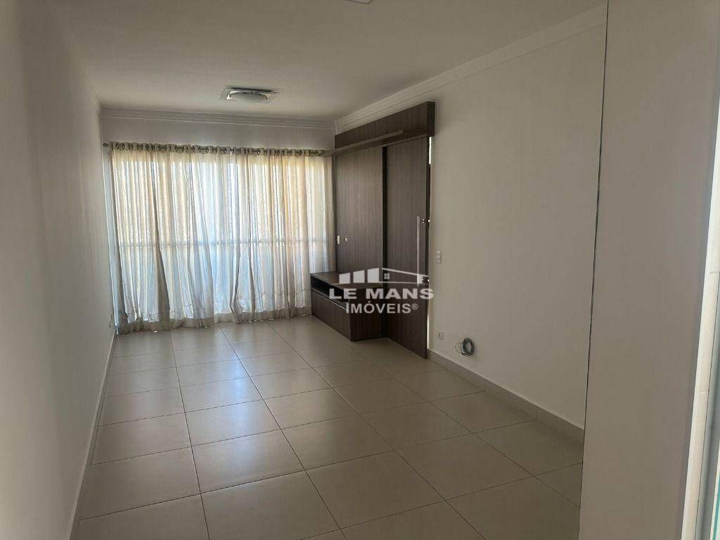 Apartamento à venda com 2 quartos, 77m² - Foto 1
