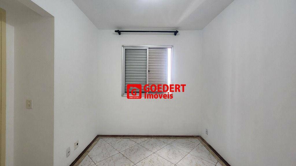 Apartamento para alugar com 2 quartos, 51m² - Foto 12