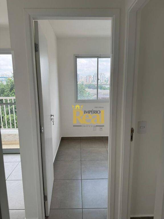 Apartamento para alugar com 2 quartos, 39m² - Foto 17