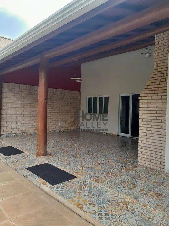 Casa de Condomínio à venda com 3 quartos, 235m² - Foto 17