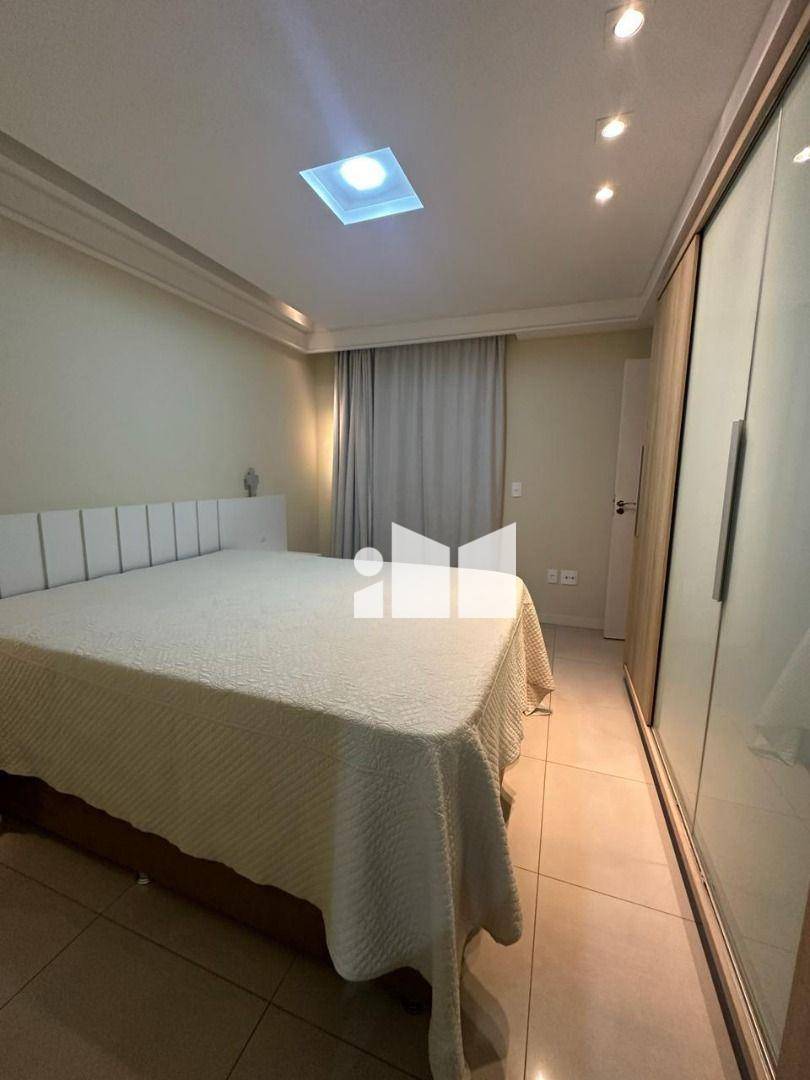 Apartamento à venda com 4 quartos, 160m² - Foto 18