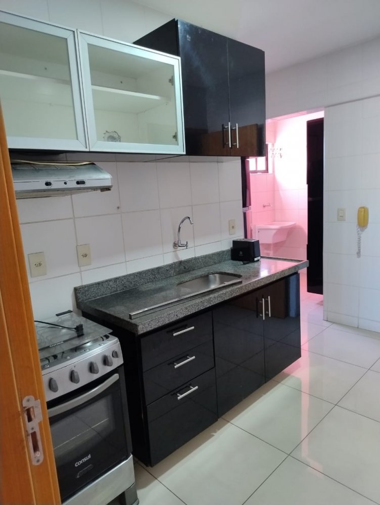 Apartamento para alugar com 3 quartos, 77m² - Foto 12