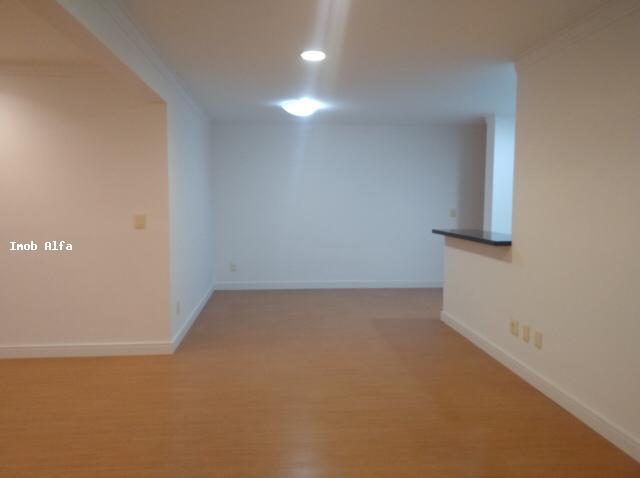 Apartamento para alugar com 2 quartos, 90m² - Foto 14