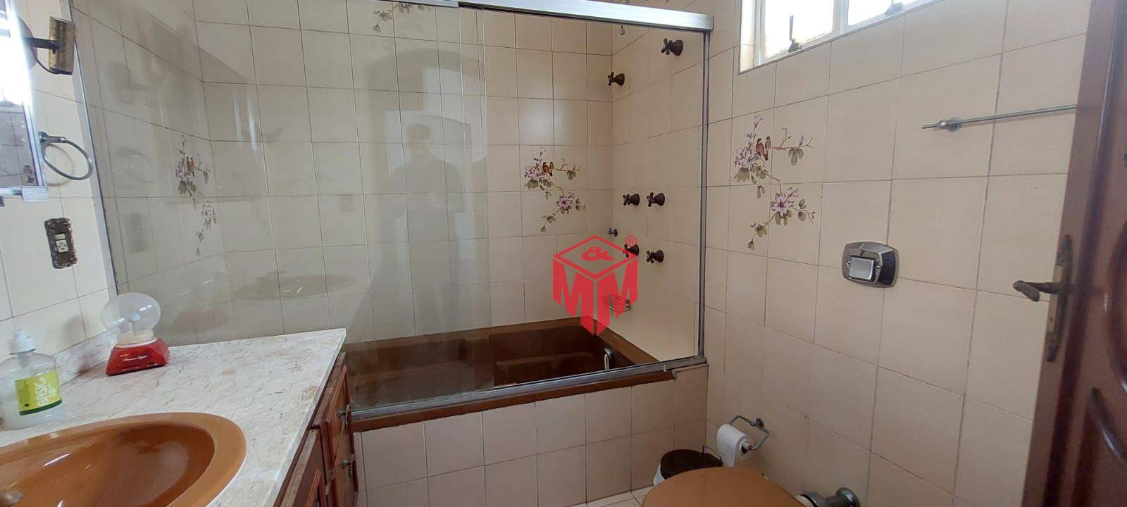 Sobrado à venda e aluguel com 3 quartos, 540m² - Foto 37