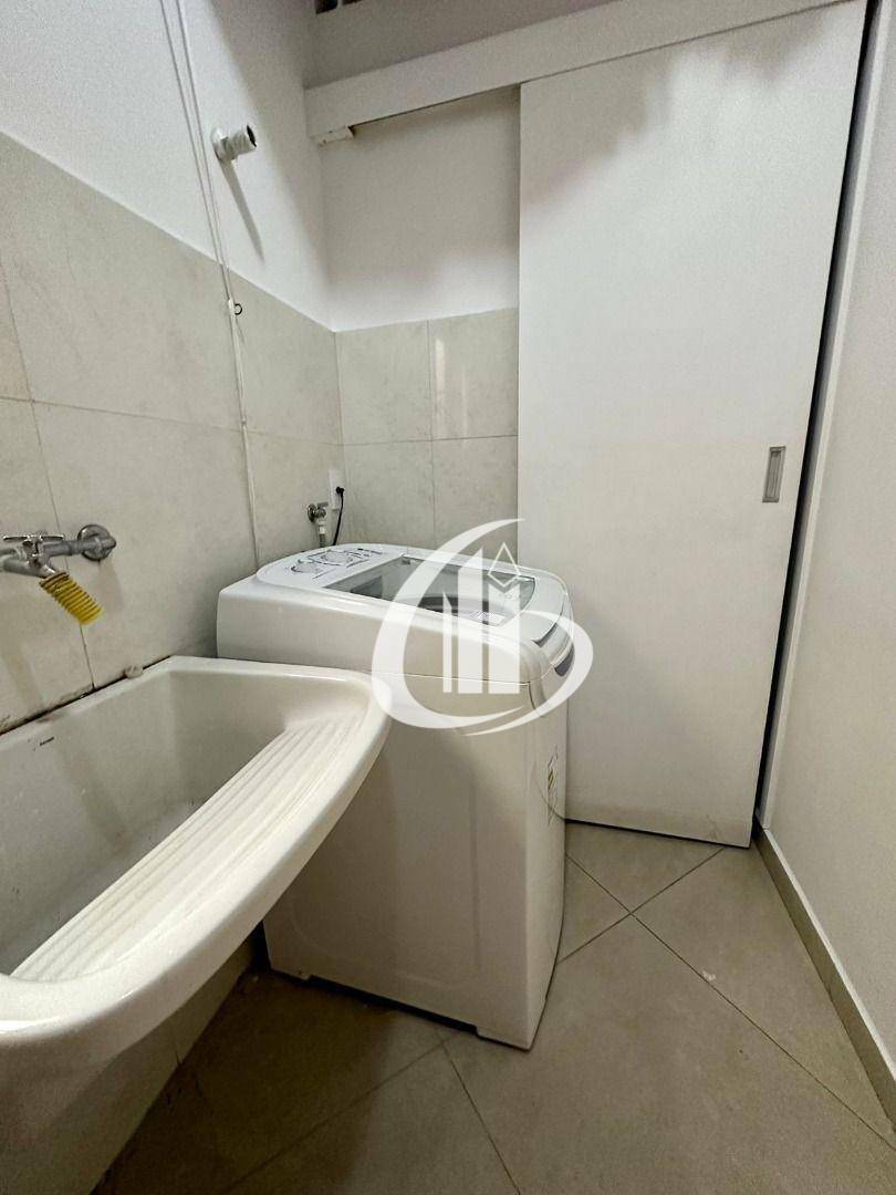 Sobrado à venda com 3 quartos, 298m² - Foto 49