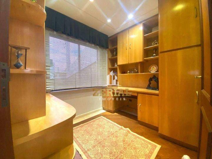 Sobrado à venda com 4 quartos, 560m² - Foto 4