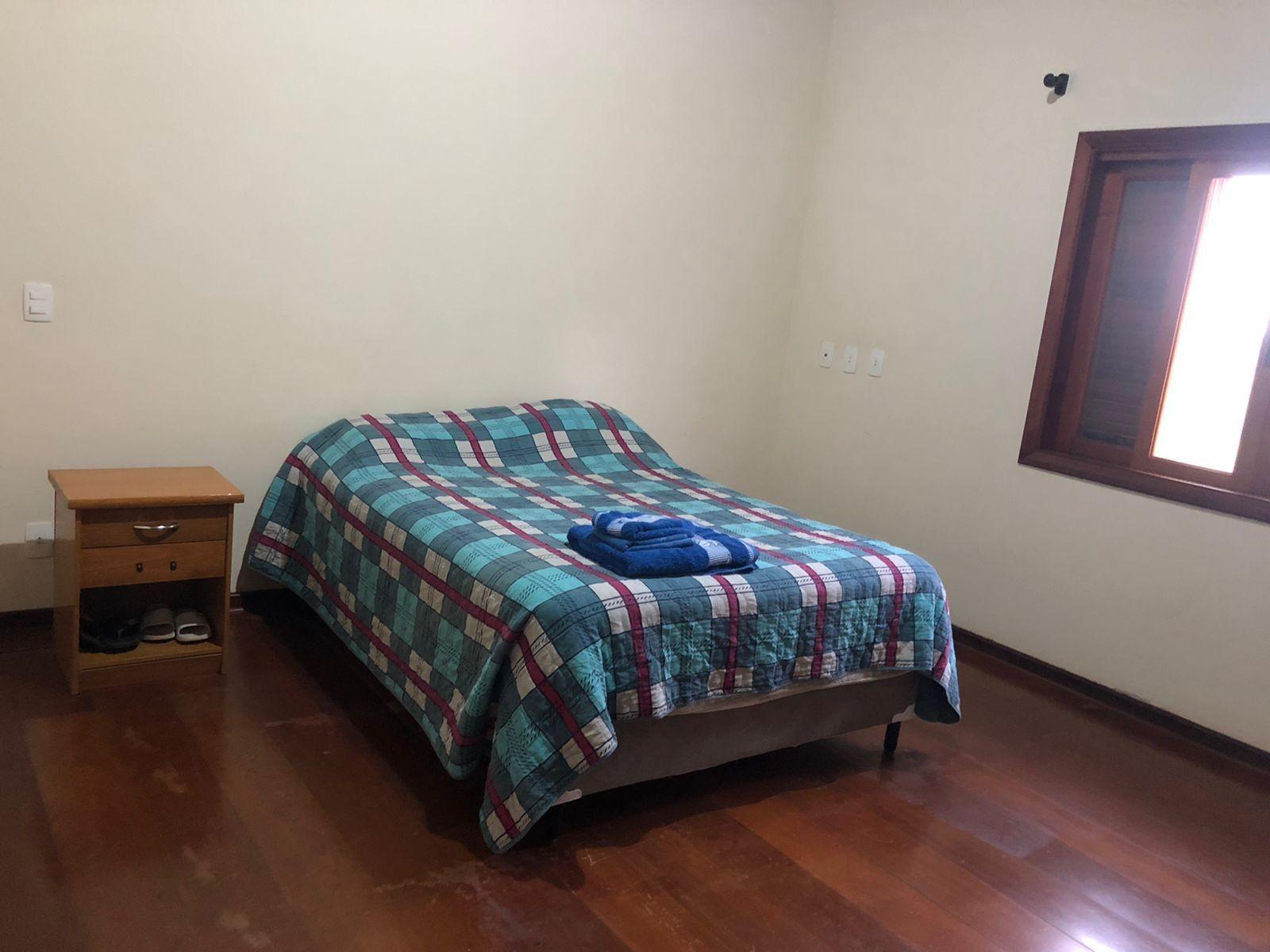 Casa para alugar com 5 quartos, 759m² - Foto 11