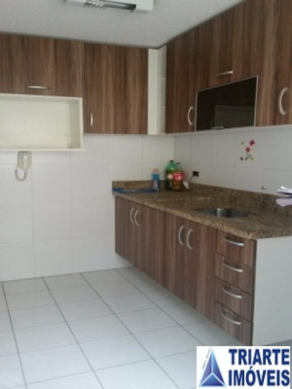 Apartamento à venda com 2 quartos, 62m² - Foto 4