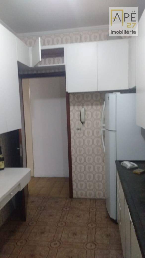 Apartamento à venda com 2 quartos, 73m² - Foto 11