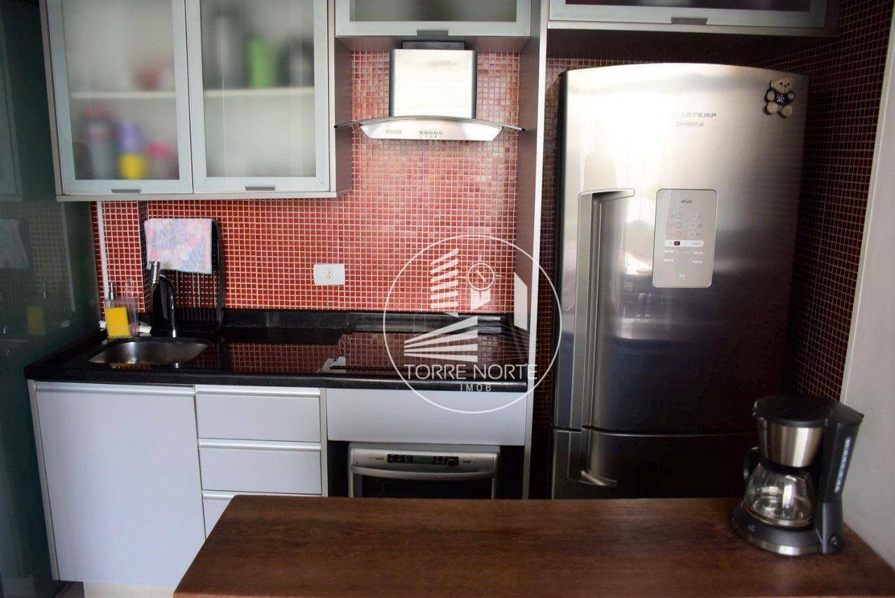 Apartamento à venda com 1 quarto, 60m² - Foto 6