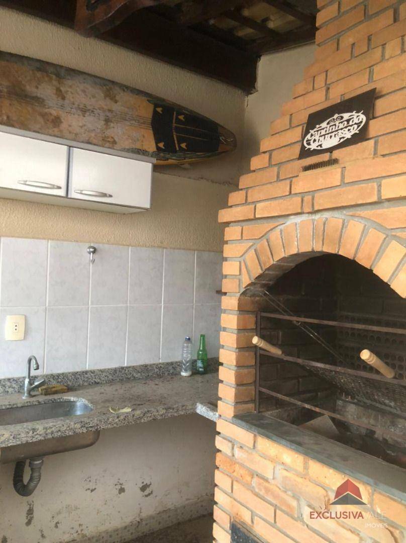 Casa à venda com 2 quartos, 150m² - Foto 7