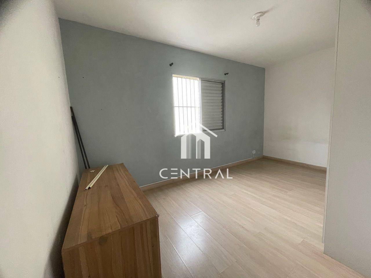 Apartamento para alugar com 2 quartos, 76m² - Foto 11