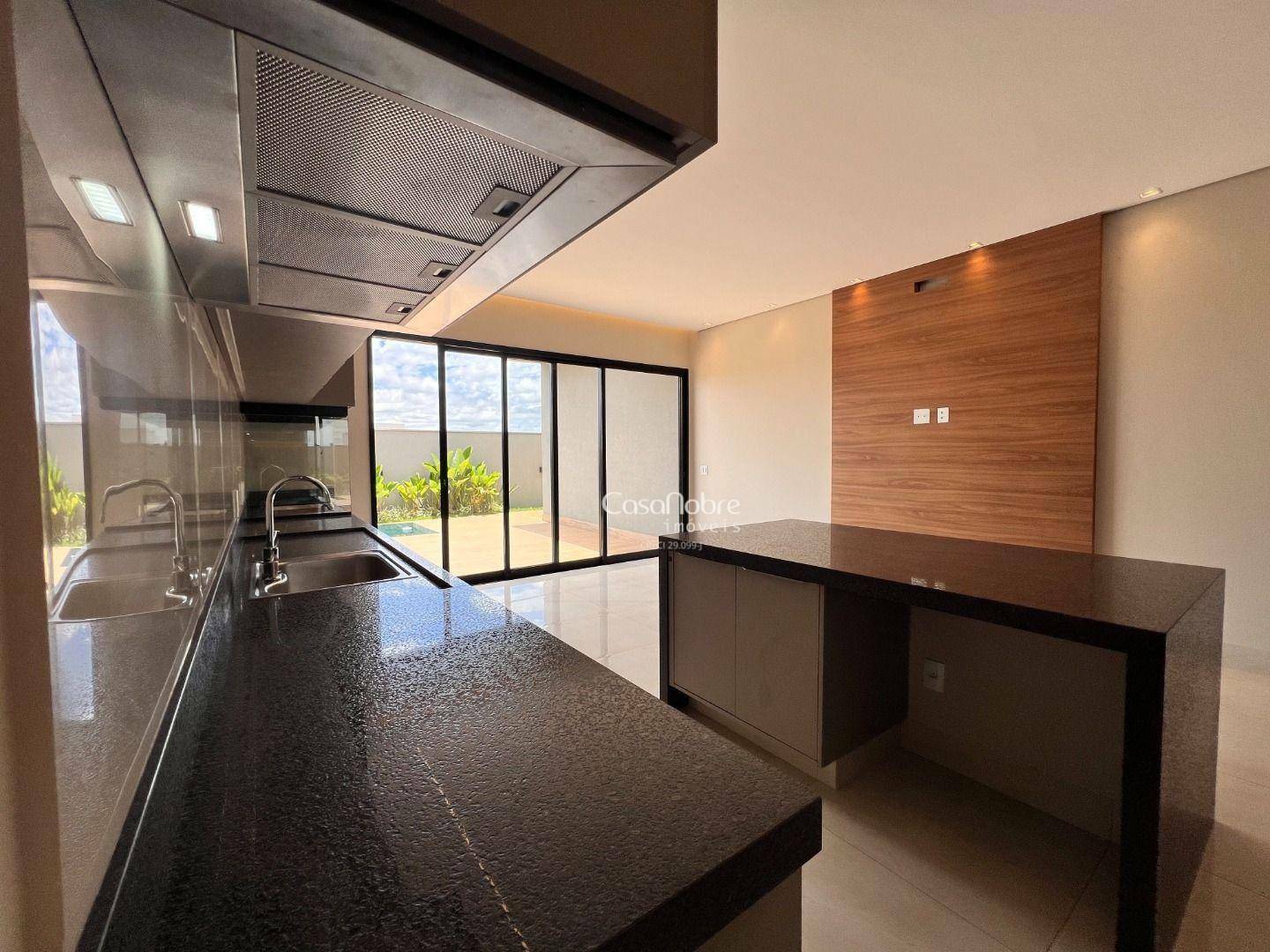 Casa de Condomínio à venda com 3 quartos, 233m² - Foto 23