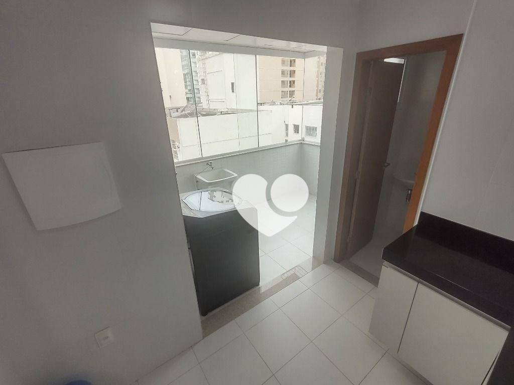 Apartamento à venda com 3 quartos, 135m² - Foto 33