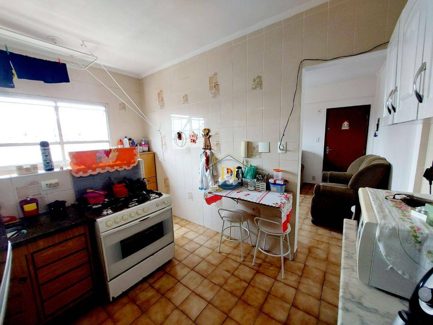 Apartamento à venda com 1 quarto, 45m² - Foto 9