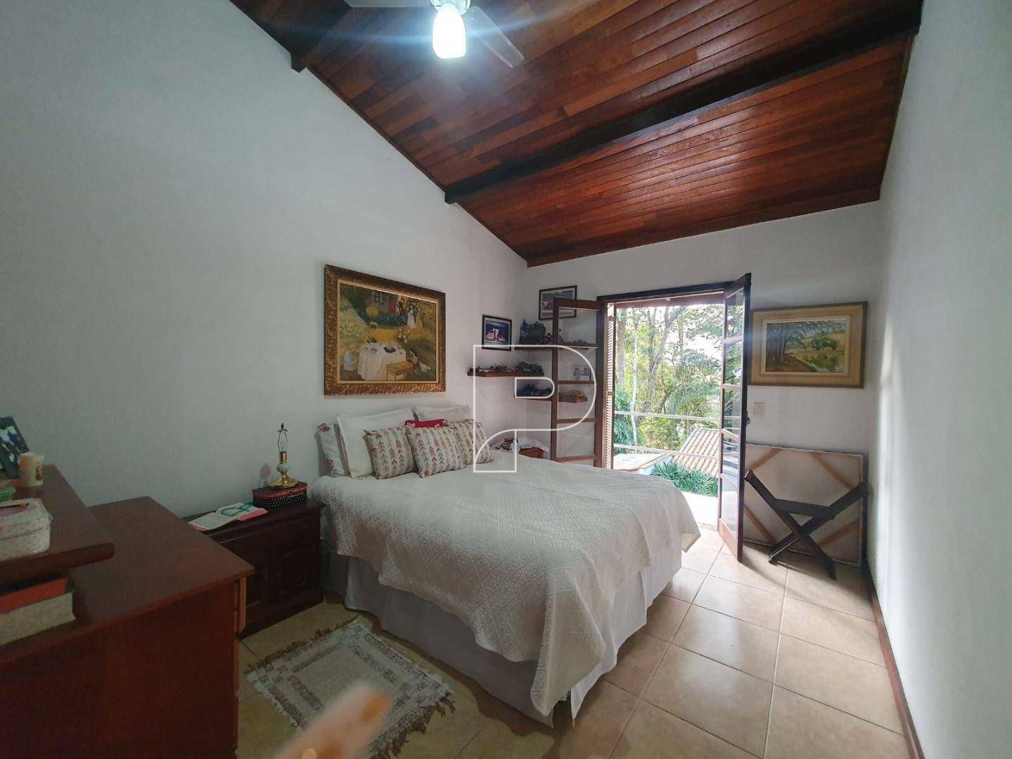 Casa de Condomínio à venda com 3 quartos, 223m² - Foto 26