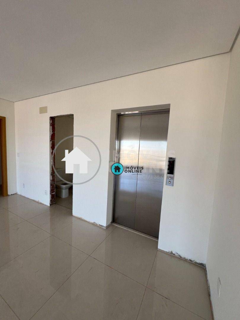 Apartamento à venda com 4 quartos, 218m² - Foto 7