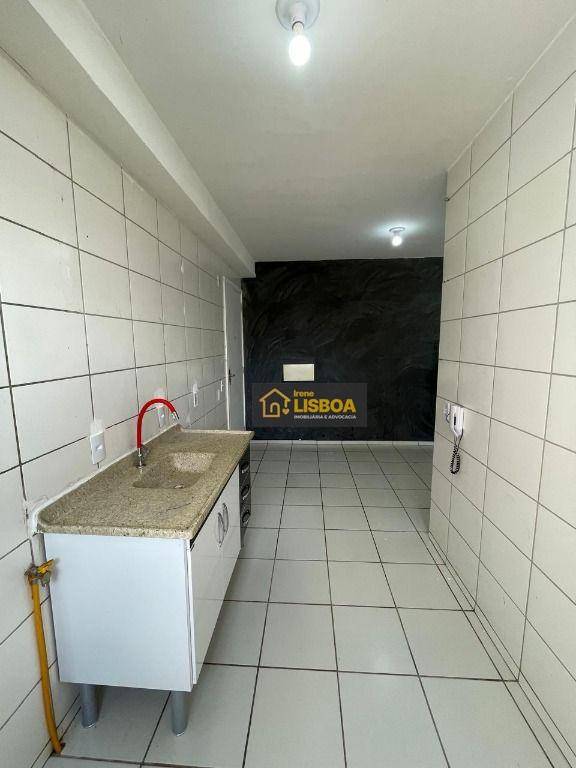 Apartamento para alugar com 2 quartos, 49m² - Foto 11