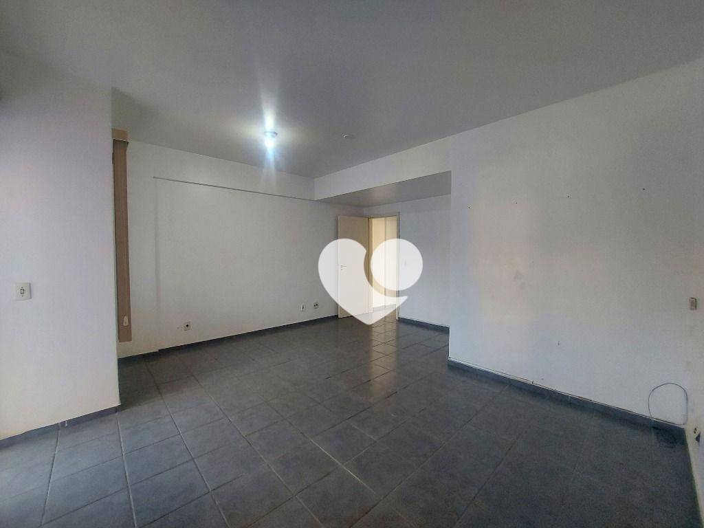 Apartamento à venda com 3 quartos, 110m² - Foto 4