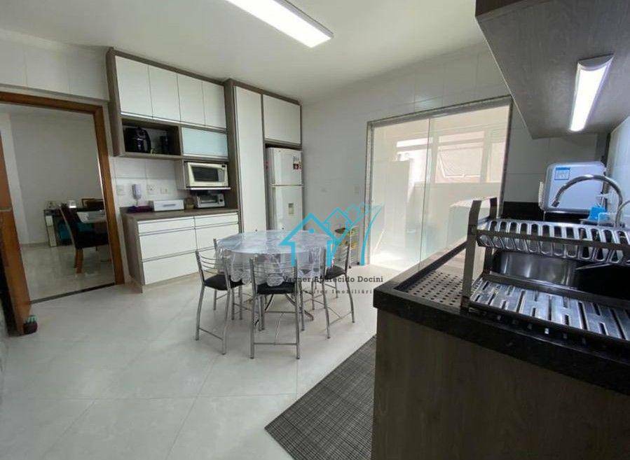 Apartamento à venda com 3 quartos, 130m² - Foto 10