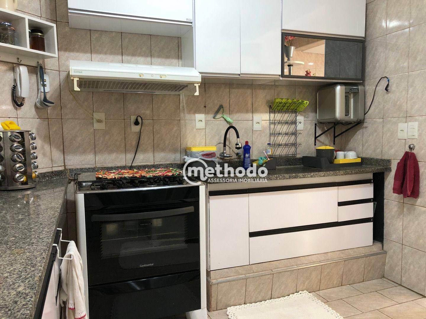 Casa à venda com 4 quartos, 250m² - Foto 36