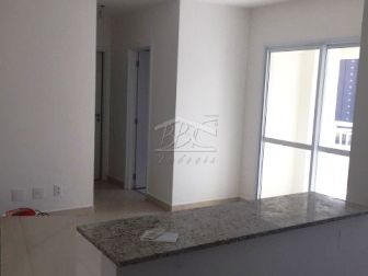 Apartamento à venda com 2 quartos, 70m² - Foto 4