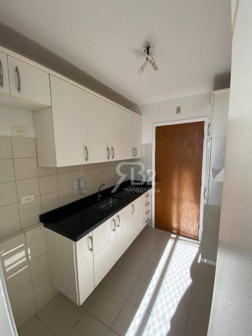 Apartamento à venda com 3 quartos, 70m² - Foto 14