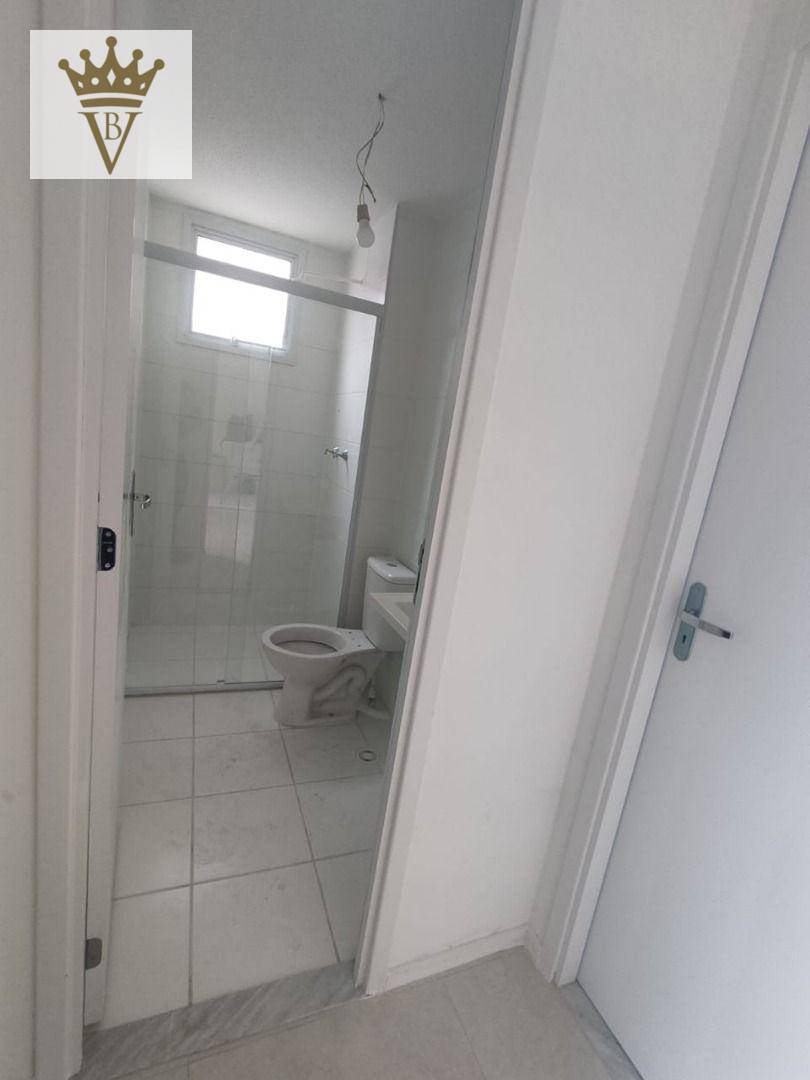 Apartamento à venda com 2 quartos, 45m² - Foto 3