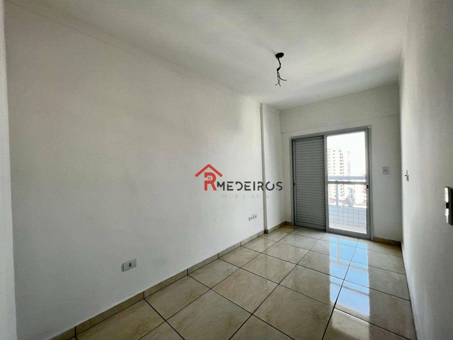 Apartamento à venda com 2 quartos, 70m² - Foto 35