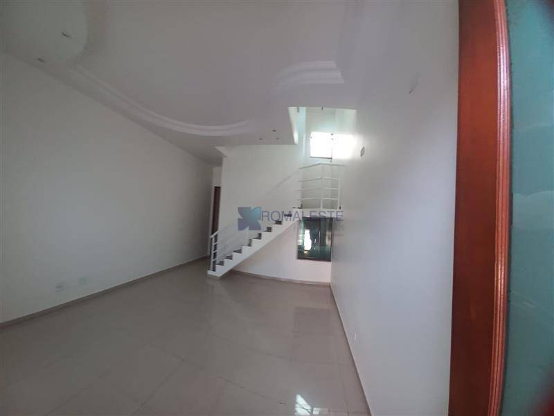 Sobrado à venda com 4 quartos, 225m² - Foto 6