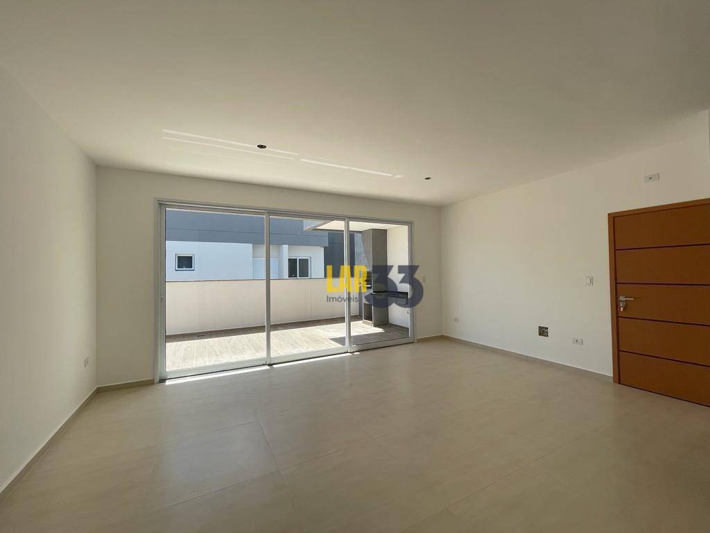 Cobertura para alugar com 3 quartos, 140m² - Foto 3