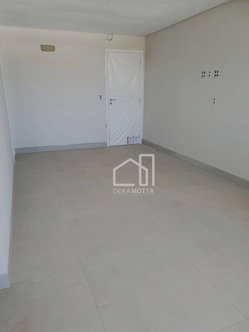 Apartamento à venda com 3 quartos, 97m² - Foto 10