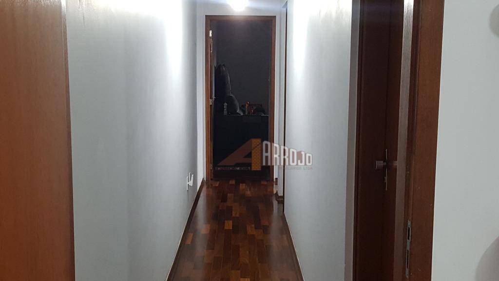 Sobrado à venda com 3 quartos, 235m² - Foto 20