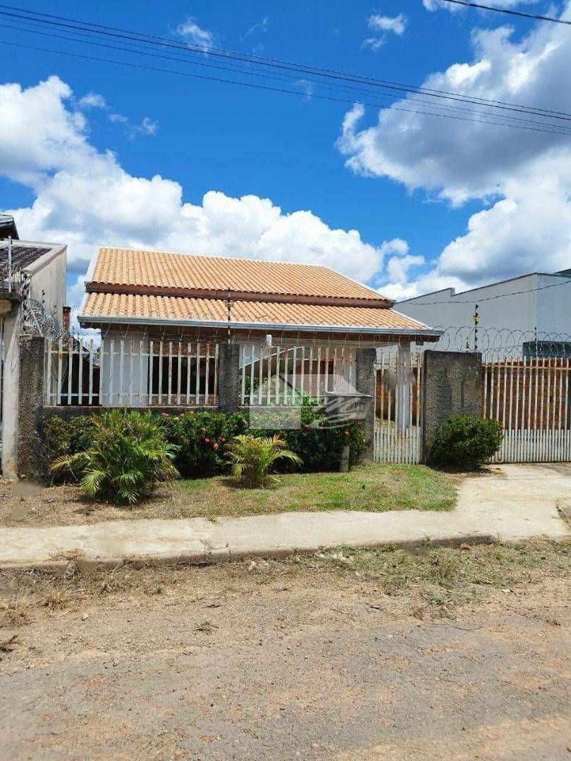 Casa de Condomínio à venda com 3 quartos, 144m² - Foto 2