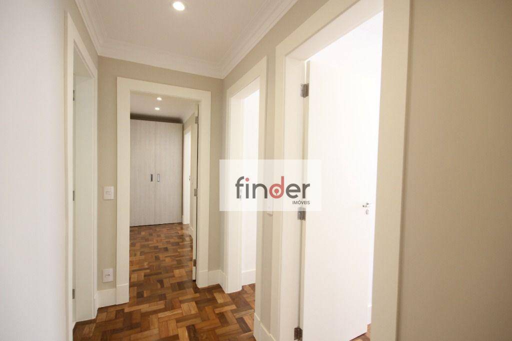 Apartamento à venda com 3 quartos, 210m² - Foto 13