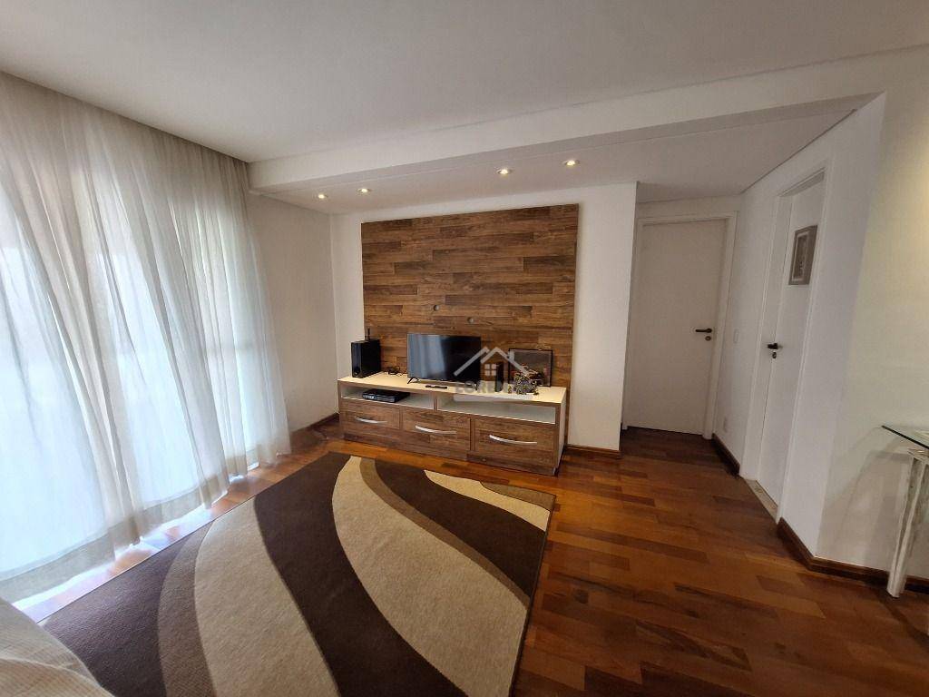 Apartamento à venda com 3 quartos, 138m² - Foto 8