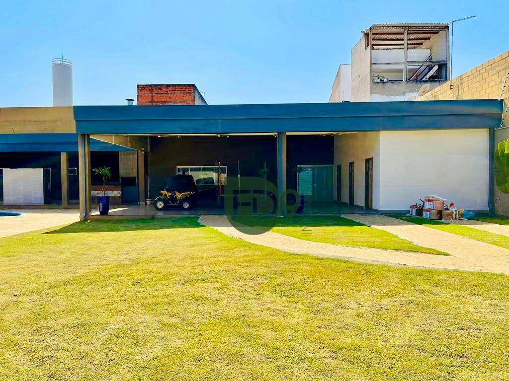 Casa à venda com 3 quartos, 130m² - Foto 9