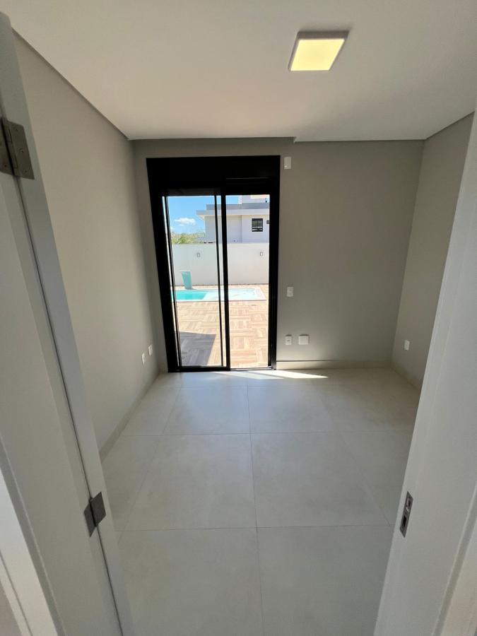 Casa à venda com 3 quartos, 174m² - Foto 12