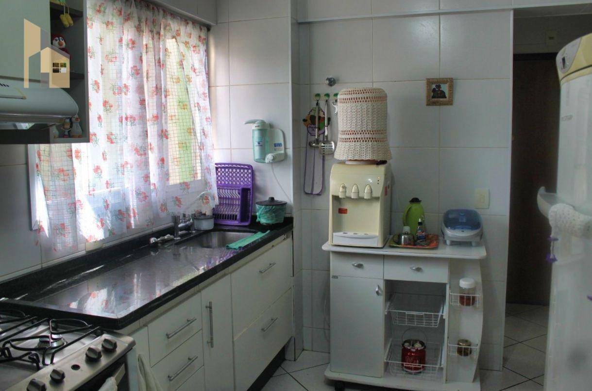 Apartamento à venda com 3 quartos, 106m² - Foto 8