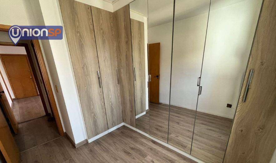 Apartamento à venda com 3 quartos, 87m² - Foto 7