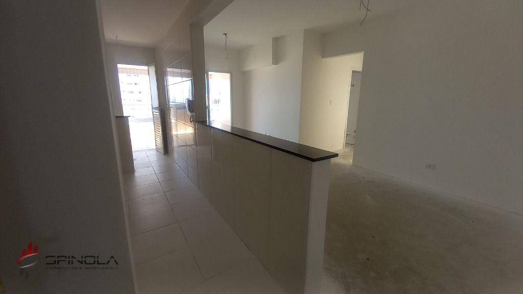 Apartamento à venda com 2 quartos, 70m² - Foto 1